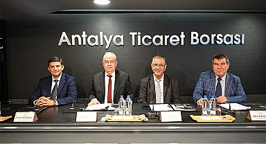 ATB Başkanı Çandır: ''Antalya ihracatı Türkiye ortalamasının 10 puan üzerinde büyüdü''