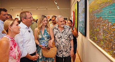 Ayvalık'ta Ressam Devrim Erbil ve sanat dünyasının usta isimleri buluştu