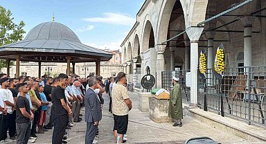 Babaeski'de derede boğulan çocuk gözyaşlarıyla son yolculuğuna uğurlandı