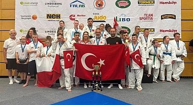 Bakan Bak'tan Down Judo Milli Takımına tebrik