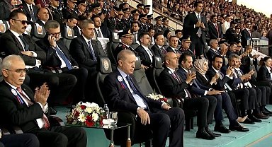 Bakan Çiftçi: "Toplamda 5 bin 915 genç kardeşimizi Jandarma ve Sahil Güvenlik teşkilatlarımıza uğurluyoruz"