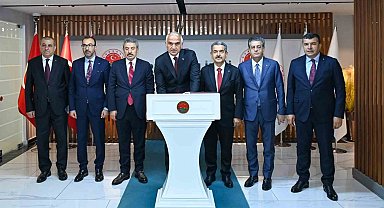 Bakan Ersoy Şırnak'ta