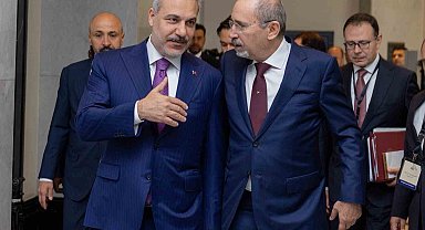 Bakan Fidan, Ürdünlü mevkidaşı Safadi ile görüştü