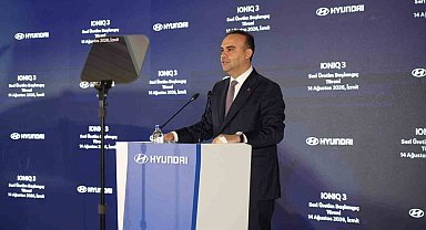 Bakan Kacır: "İhracatımızı 36 milyar dolardan 278 milyar dolara çıkardık"