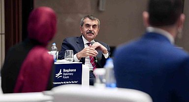 Bakan Tekin: " Ramazan ayı etkinliklerini yaptığımız için bizi gerici, sapkın bir azınlık diye tanımladılar"