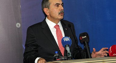 Bakan Tekin, "Siyaset üzerine düşeni yaptı, şimdi sıra millette"