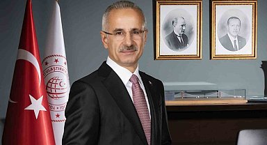 Bakan Uraloğlu: "30 Ağustos Zaferi, Cumhuriyetimizin sağlam temellerinin atıldığı bir zemin hazırlamıştır"