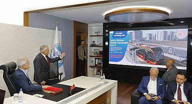 Bakan Uraloğlu: "Kayseri'nin ulaştırma problemleriyle dertlenmeye devam edeceğiz"