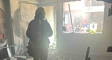 Bandırma'da apartman dairesinde çıkan yangın söndürüldü