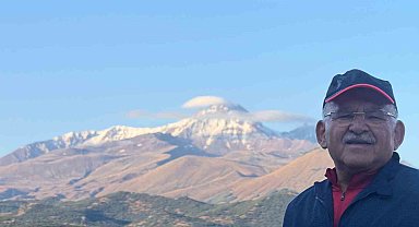 Başkan Büyükkılıç, Erciyes'e kar yağdığını duyurdu