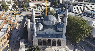 Başkan Taşkın ve Milletvekili Babacan Yeni Cami'deki çalışmaları inceledi