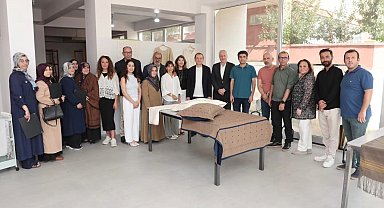 Bayburt'ta ehram dokuma eğitimini tamamlayan 20 kadın sertifikalarını aldı