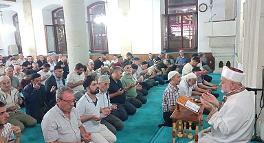 Bayburt'ta Mevlit Kandili tüm camilerde dualarla idrak edildi