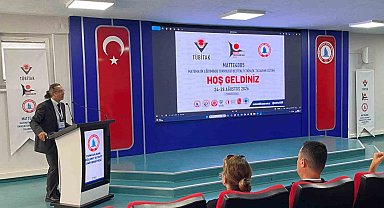 BEUN'da matematik öğretmenlerini buluşturan eğitim programı başladı