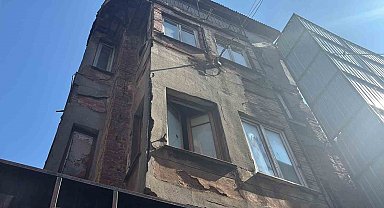 Beyoğlu'nda binadan kötü koku geliyor diye polisi aradı, ihbarcı komşu katili çıktı