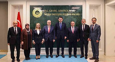 Bilecik heyeti Bakan Kurum'la yatırımları masaya yatırdı