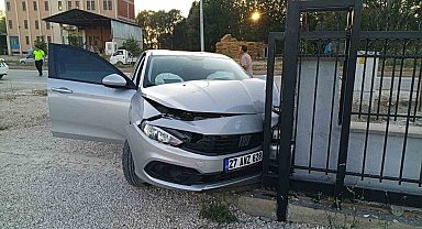 Bilecik'te feci kaza; 1'i ağır 4 yaralı