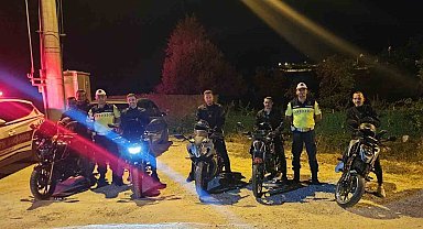 Bilecik'te motosiklet sürücülerine güvenli sürüş eğitimi