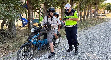 Bilecik'te motosiklet sürücülerine güvenli sürüş eğitimi