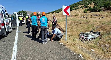 Bingölde araç takla attı: 6 yaralı