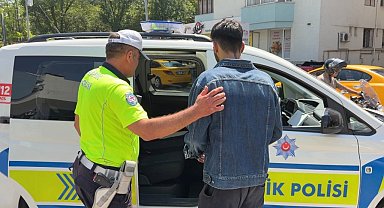 Bolu'da trafiği kapatıp meşale yakan asker konvoyuna ceza yağdı