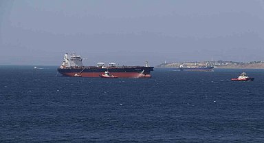 Boş ham petrol tankeri Çanakkale önlerinde dümen arızası yaptı