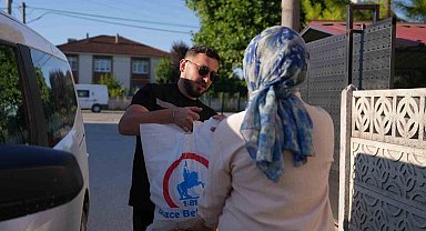 Bu bahçede yetiştirilen ürünler ihtiyaç sahiplerine gönderiliyor
