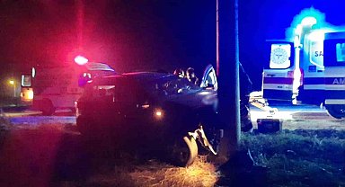 Burdur'da otomobil elektrik direğine çarptı: 1 yaralı