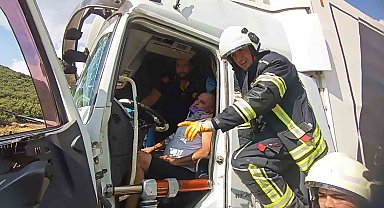 Burdur'da tırlar çarpıştı: 1 yaralı