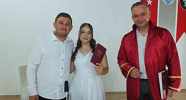 Burhaniye'de düğün sezonu devam ediyor