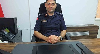 Burhaniye'de Jandarma Komutanı Topçu görevine başladı