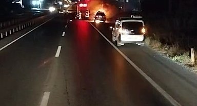 Bursa'da lüks otomobil alevlere teslim oldu: O anlar kamerada