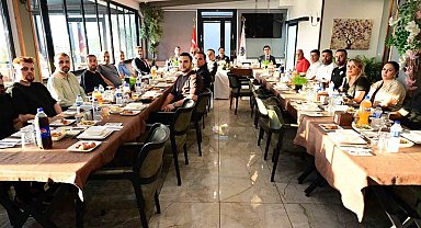 Bursaspor yönetimi ve taraftarı, Bursa emniyetiyle buluştu