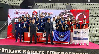 Büyükşehir sporcuları madalyaları topluyor