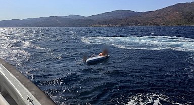 Çanakkale Boğazı'nda sürüklenen 2 kürek sörfçüsü kurtarıldı