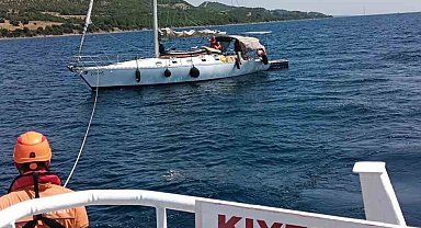 Çanakkale Boğazı'nda sürüklenen tekne kurtarıldı