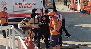 Çanakkale Boğazı'ndaki ticari gemide kalp krizi geçiren personel hastaneye sevk edildi