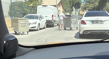 Çanakkale'de başıboş gezen çöp konteynerleri ile sürücünün imtahanı
