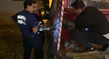 Çekicinin kasasına sıkışan kediyi itfaiye kurtardı