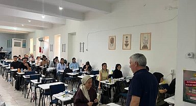 Çermik Etüt Merkezinde öğrenciler sınava hazırlanıyor
