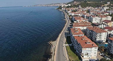 Çınarcık'ta denize girmek yasaklandı: Deniz kirlendi, ceza yağdı