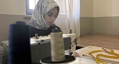 Çocukken başladığı işinde yurt dışına açıldı