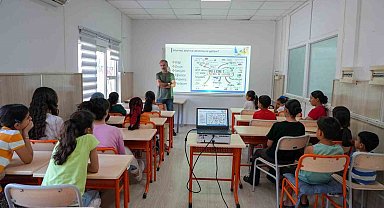 Çocuklara güvenli internet eğitimi verildi