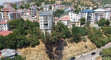 Çocukların torpil oyunu yangınla sonuçlandı: İtfaiye büyümeden söndürdü
