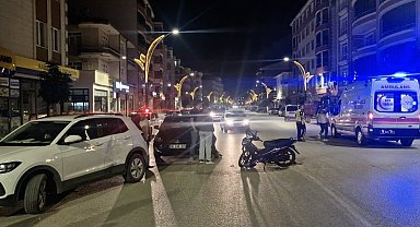Çorum'da otomobil ile motosiklet çarpıştı: 1 yaralı