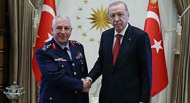 Cumhurbaşkanı Erdoğan, emekliye sevk edilen Hava Kuvvetleri Komutanı Kadıoğlu'nu kabul etti