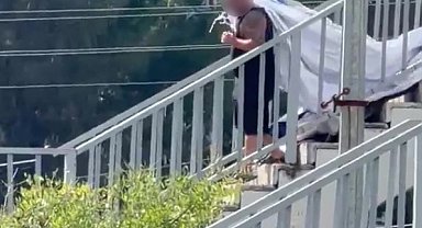 Cumhurbaşkanı Erdoğan'ın pankartını söküp zarar veren şahıs tutuklandı