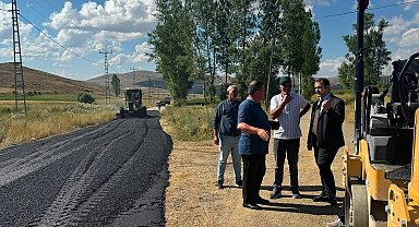 Demirözü'nde kaymakamdan vatandaş ve yol çalışmalarına ziyaret