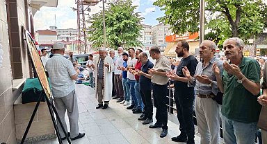 Denizde boğulan genç son yolculuğuna uğurlandı