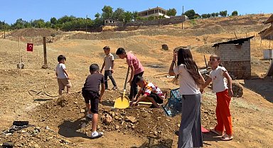 Derecik'te çocuklardan yetkililere park çağrısı